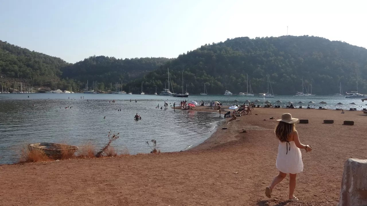 Natural Wonder Kızkumu Beach Attracts Great Attention Every Hour of the Day